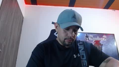     online show from December 15, 5:36 am