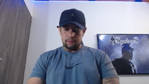 Snapshot of spartacus_cam chatting on October 2, 6:12 am     online show from October 2, 6:12 am