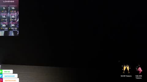 Snapshot of spartacus_cam chatting on December 21, 5:47 am     online show from December 21, 5:47 am