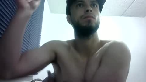 sperm_donor94 online show from December 3, 1:47 am