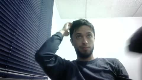 sperm_donor94 online show from December 2, 9:34 pm