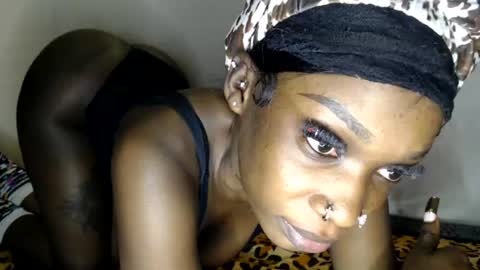 dela online show from July 18, 12:56 am