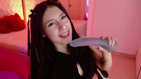 scarlett online show from March 24, 2:34 pm