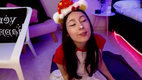 scarlett online show from December 21, 1:28 pm