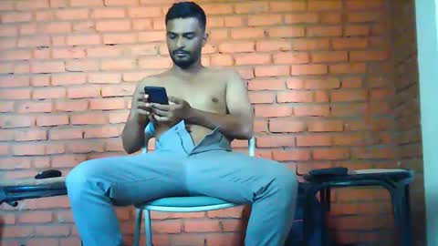 spicybuoy online show from March 8, 3:43 am