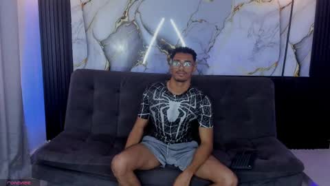 Spider boy online show from May 3, 7:31 pm