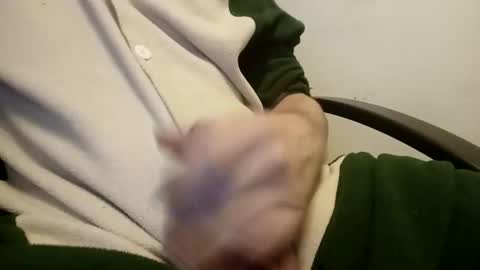 Snapshot of spikyandy chatting on February 21, 11:43 pm spikyandy online show from February 21, 11:43 pm