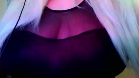 Vanessa Spade online show from March 23, 2:27 am