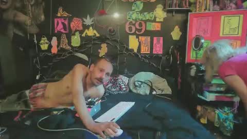 Daddy  His Splash Queen online show from April 7, 4:47 am