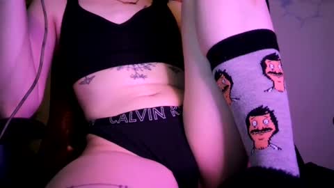 spookybarbiegirl online show from June 25, 12:40 am