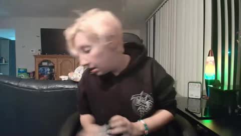 Kova online show from March 10, 1:54 am