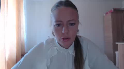spring_time_ online show from May 8, 9:37 am