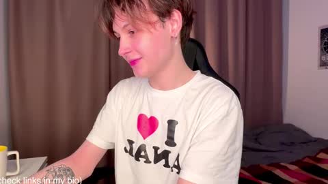 your baby online show from January 22, 1:32 pm