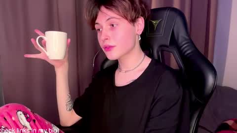 your baby online show from January 16, 5:33 pm