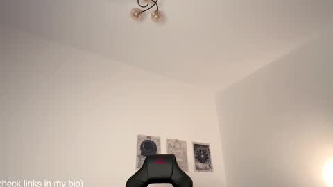 your baby online show from December 6, 12:44 pm