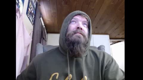 Snapshot of squegly chatting on February 14, 10:14 pm Bryan online show from February 14, 10:14 pm