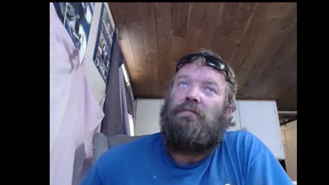 Snapshot of squegly chatting on September 20, 8:23 pm Bryan online show from September 20, 8:23 pm