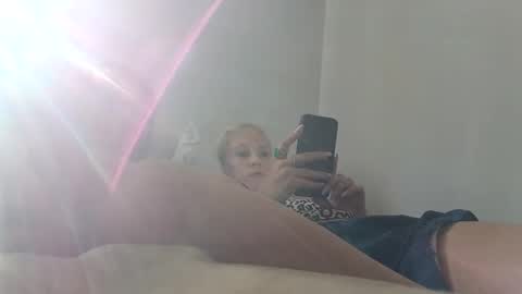 Squirtn4mee online show from February 26, 9:31 pm