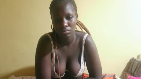 squirtypussie online show from May 25, 5:46 am