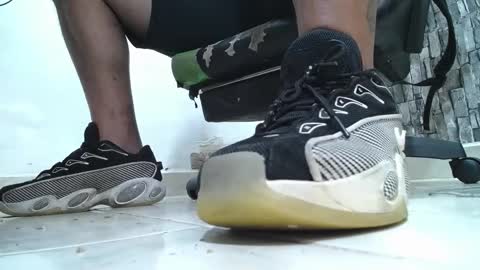 sr master cum its my old account online show from April 21, 3:13 am