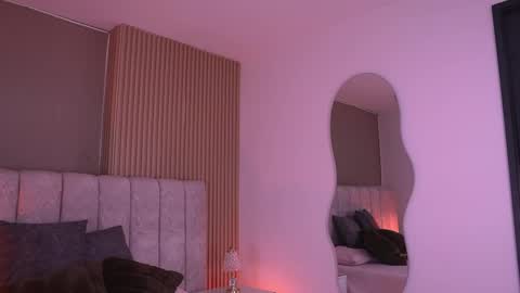 samantha online show from April 14, 7:39 pm