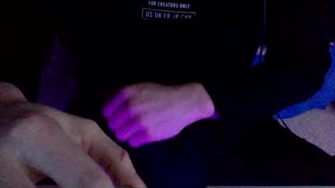 HIM online show from January 5, 7:50 pm