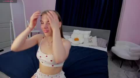 Stormy online show from June 21, 3:02 am