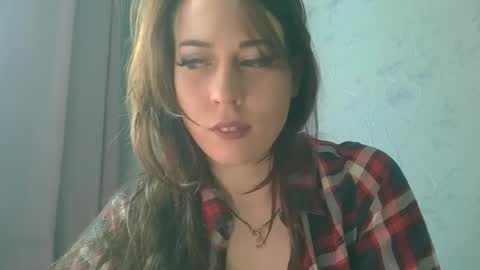 staceywellsx online show from May 13, 8:24 am