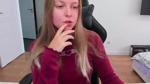 Stacy  online show from July 14, 11:48 am