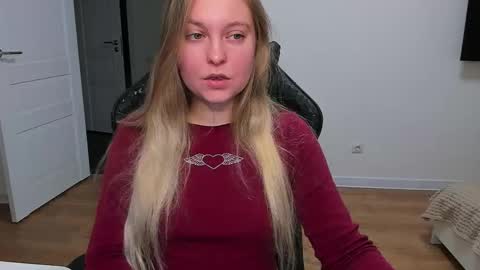 Snapshot of stacy_miraclee chatting on October 24, 1:01 pm Stacy  online show from October 24, 1:01 pm