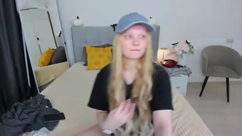 Stacy online show from October 29, 9:11 am