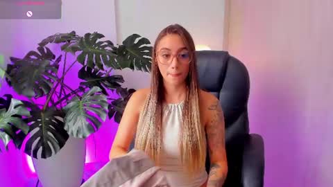 Stacy Conner online show from July 15, 7:29 pm