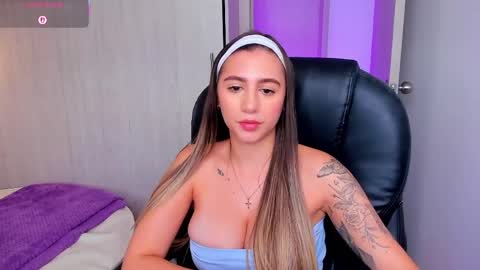 Stacy Conner online show from April 10, 7:29 pm