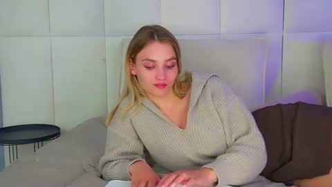 StacyEvances online show from July 16, 8:56 pm
