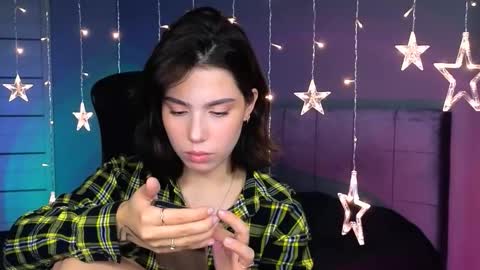Snapshot of stacygonzales_ chatting on October 18, 9:46 am Bye bye dear See you on December 3st online show from October 18, 9:46 am