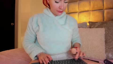 Stacy Rigel online show from February 13, 4:22 am