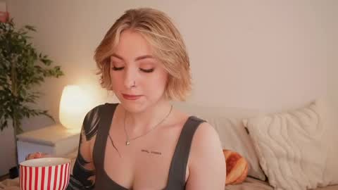Kristina online show from March 24, 1:28 pm