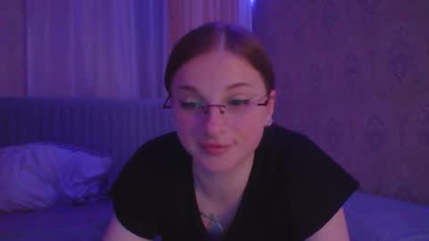 star_girlish online show from November 12, 9:39 pm