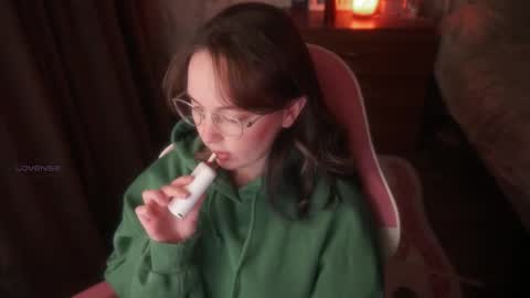 Alice online show from November 4, 12:39 pm