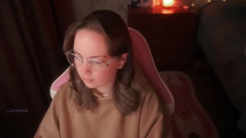 Alice online show from November 9, 1:03 pm