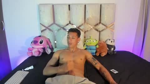 Starboy333 online show from July 1, 5:10 pm