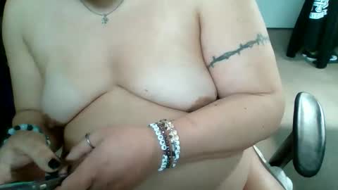 starella___saxxxton online show from March 11, 3:59 pm