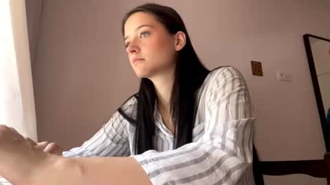 Lola online show from June 21, 10:32 am