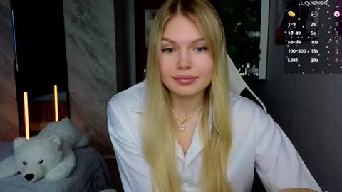 Caroline online show from May 28, 2:53 am