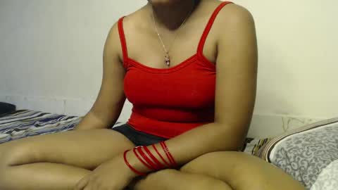 StarryWhispers online show from May 16, 12:04 pm
