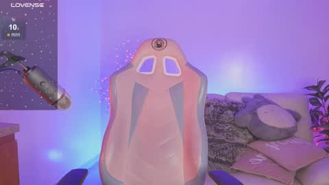 Snapshot of starwitch_ chatting on September 22, 12:42 pm Yoko online show from September 22, 12:42 pm