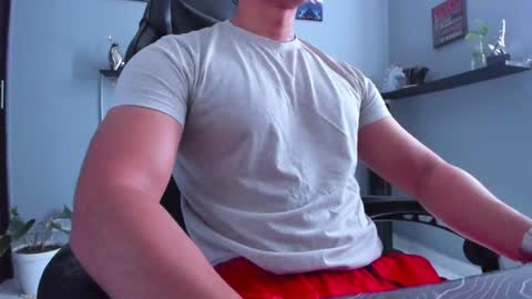 Stefann Salvatore online show from July 20, 4:42 pm