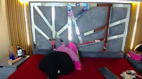 Stefan online show from December 18, 7:14 am