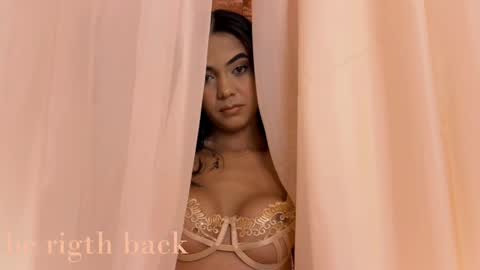 Stefana Mirlow  online show from April 30, 5:40 pm