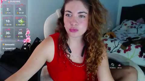 Estefany online show from November 29, 3:14 am